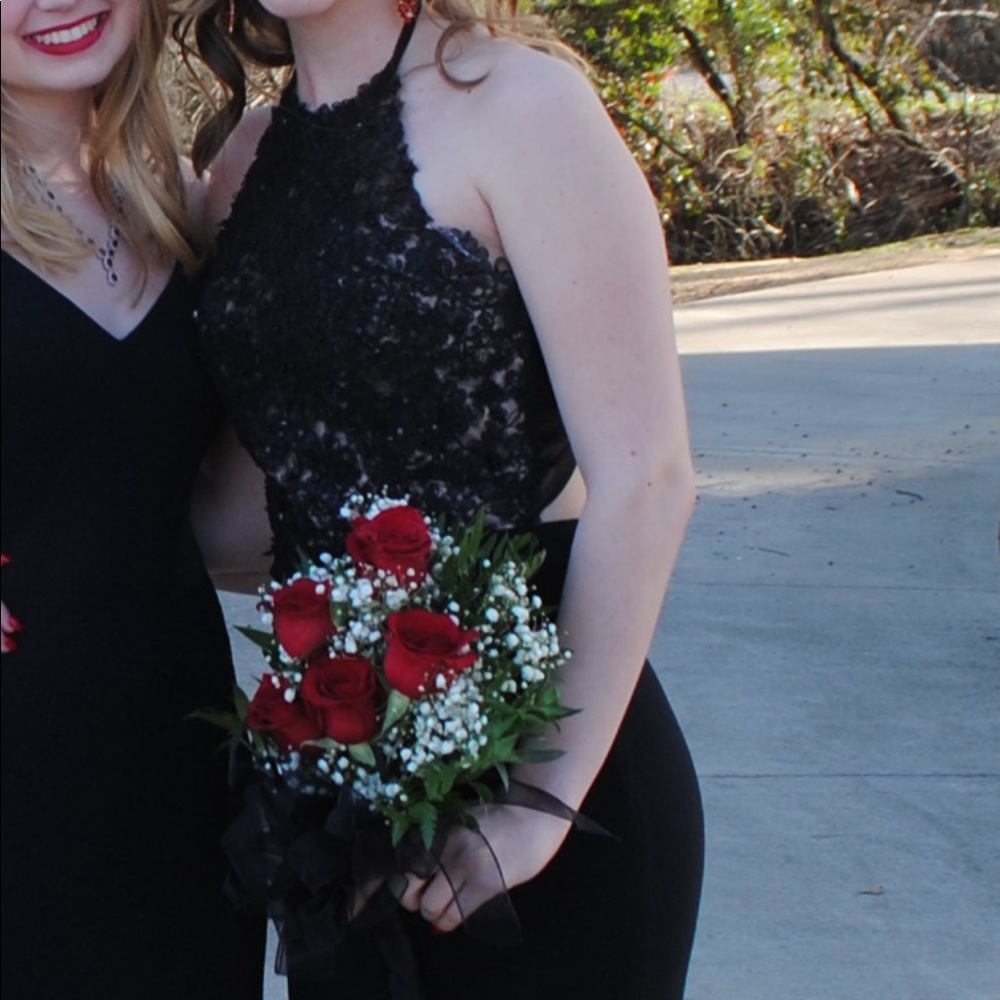 Black prom dress